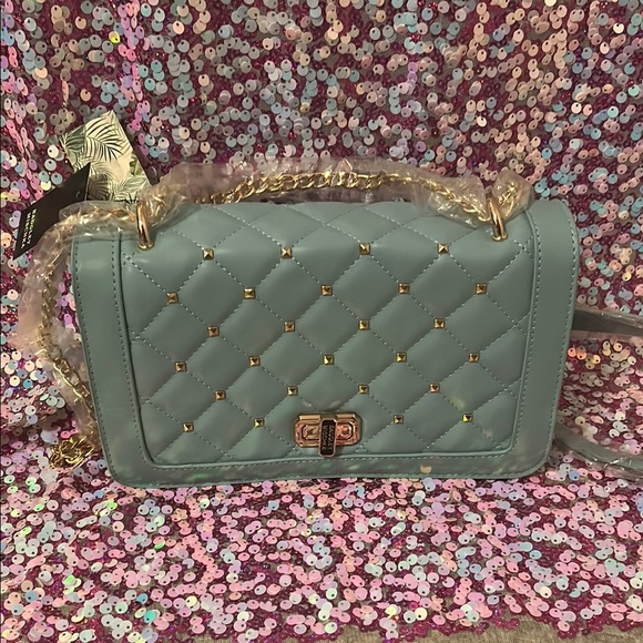 Handbags - Elegant Sky Blue Quilted Badgley Mischka Handbag